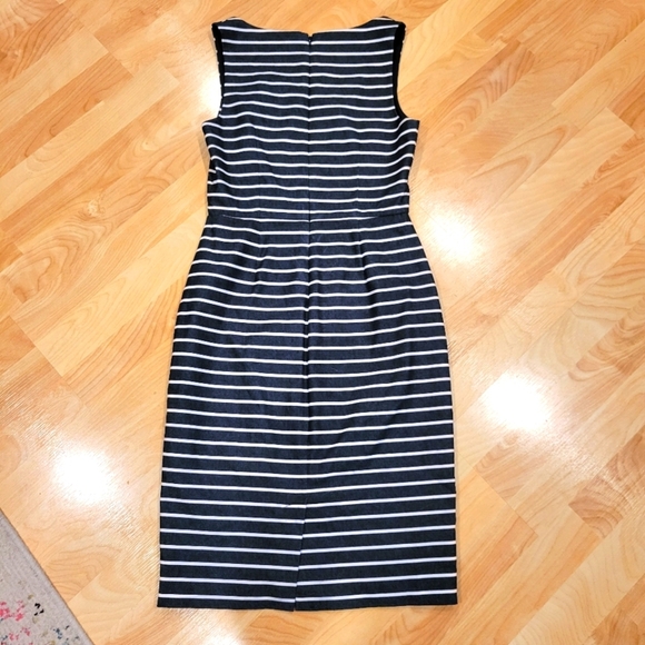 The Limited Black and White Striped Midi Sheeth Dress Size 0 - Picture 5 of 7